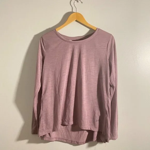 Under Armour Women's WhisperLight Purple Long Sleeve Top Size M - Picture 3 of 8